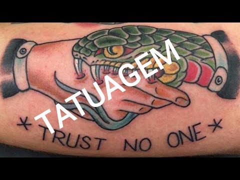 Significado del tatuaje "Trust no one"